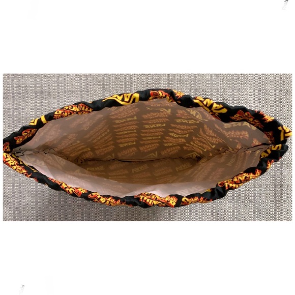 NEW Vans x Stranger Things Special Edition Drawstring Dust Bag - Picture 5 of 8